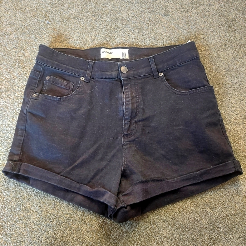 Retro high wasted Jean shorts